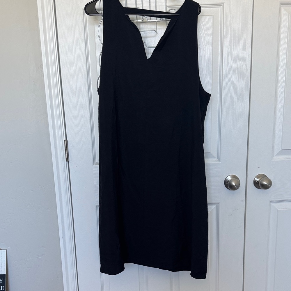 Banana Republic Elegant Black Shift Dress